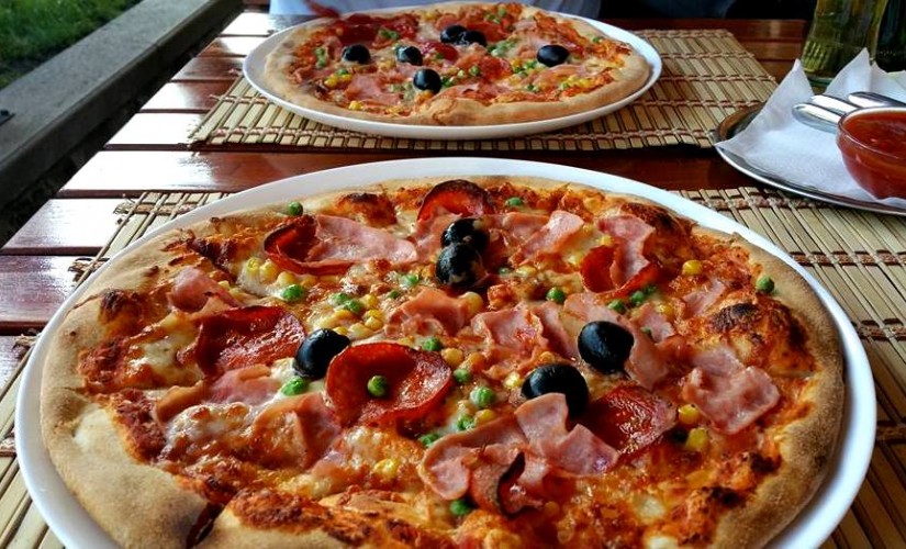 Ice Italy Pizzazo & Restaurant – Slide-2